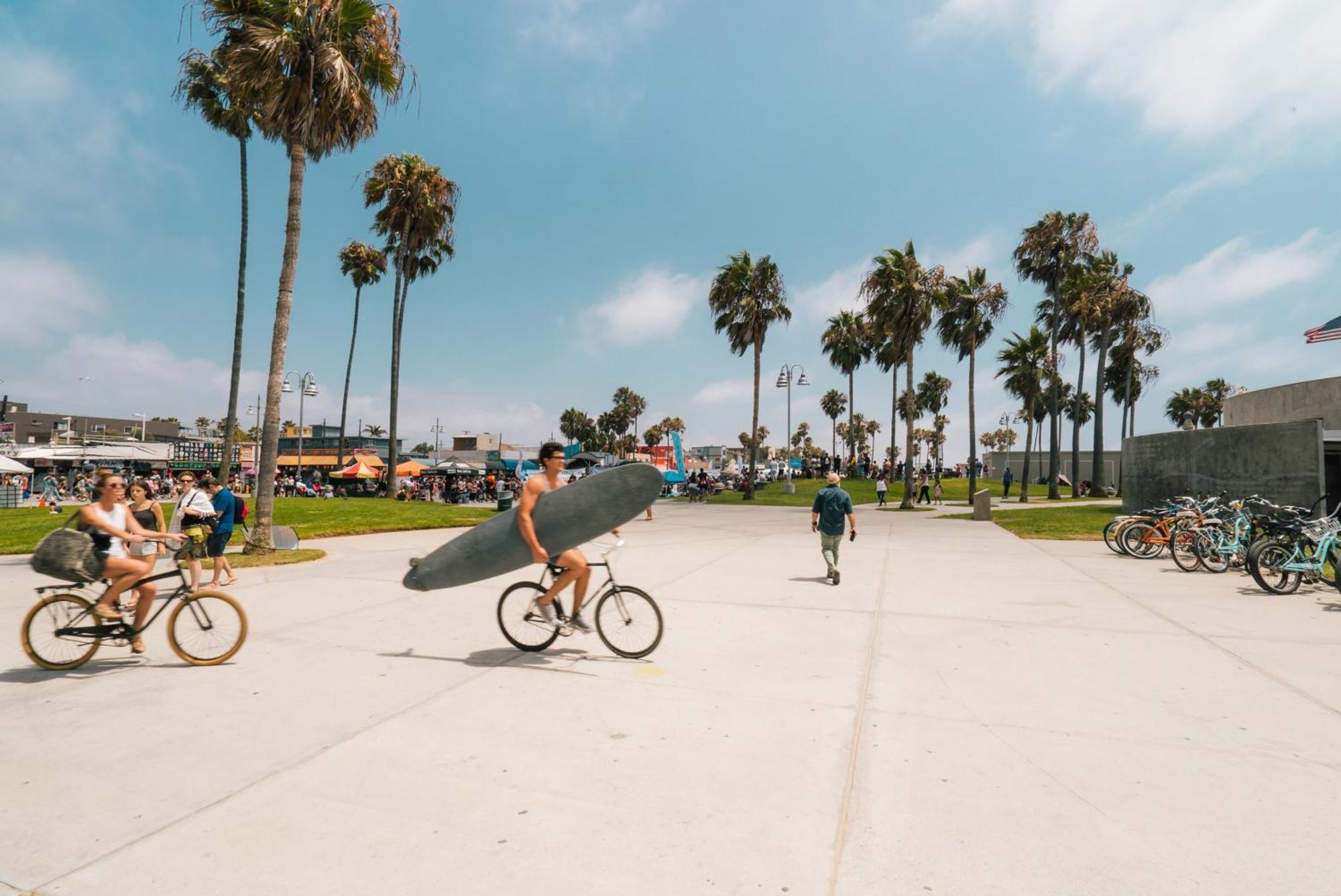 Venice Beach International Traveler Cabins - Surf & Yoga & E-Bike Los Angeles Exterior photo